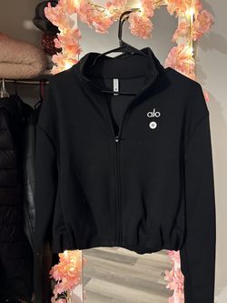 Top color black