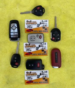 key fobs/ llaves y controles para carros