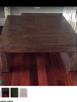 Table modern