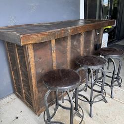 Bar On Wheels W/ 3 Metal Stools