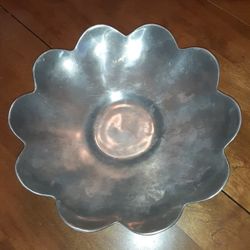 Vintage Pewter Fruit Bowl. Total Weight Just Over 4lbs 