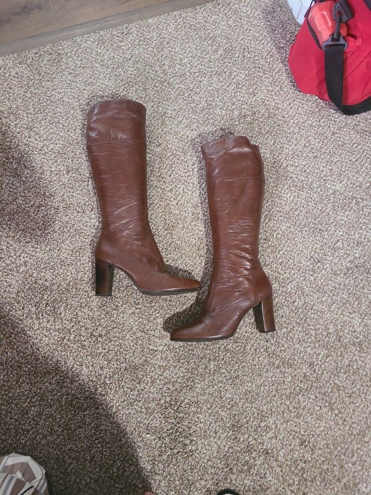 Brown Knee High Women's Size 9 Boots $45 Obo