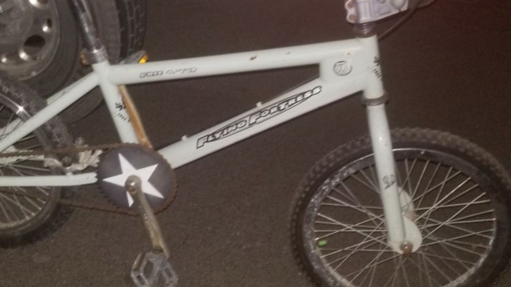 Free Agent Flying Fortress Bmx