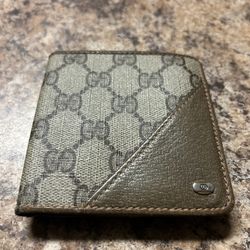 Gucci Bifold Wallet Pvc Brown Whole Pattern GG 