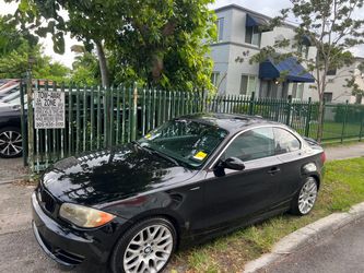 2010 BMW 128I