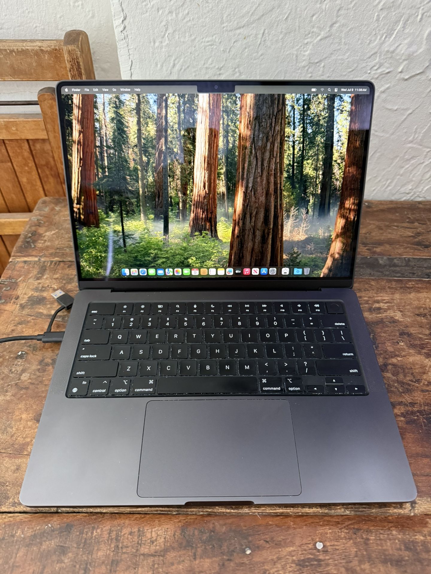 2023 MacBook Pro 14” M3 Pro 18GB RAM 512GB SSD w. AppleCare 4.27