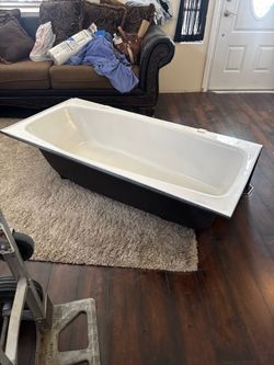 Cast Iron Tub Kohler 59.75X30X14.5