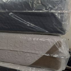 Memory Foam King Size Mattress Only $299.99 Free Delivery 
