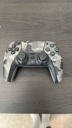 PlayStation 5 Camo Controller