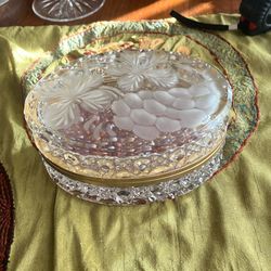 Beautiful Cut Glass Jewelry Casket glas