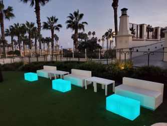 LED Cubes 
