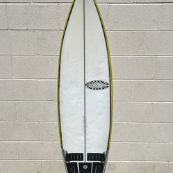 6’0 “Cordell “ Surfboard-wetsuit