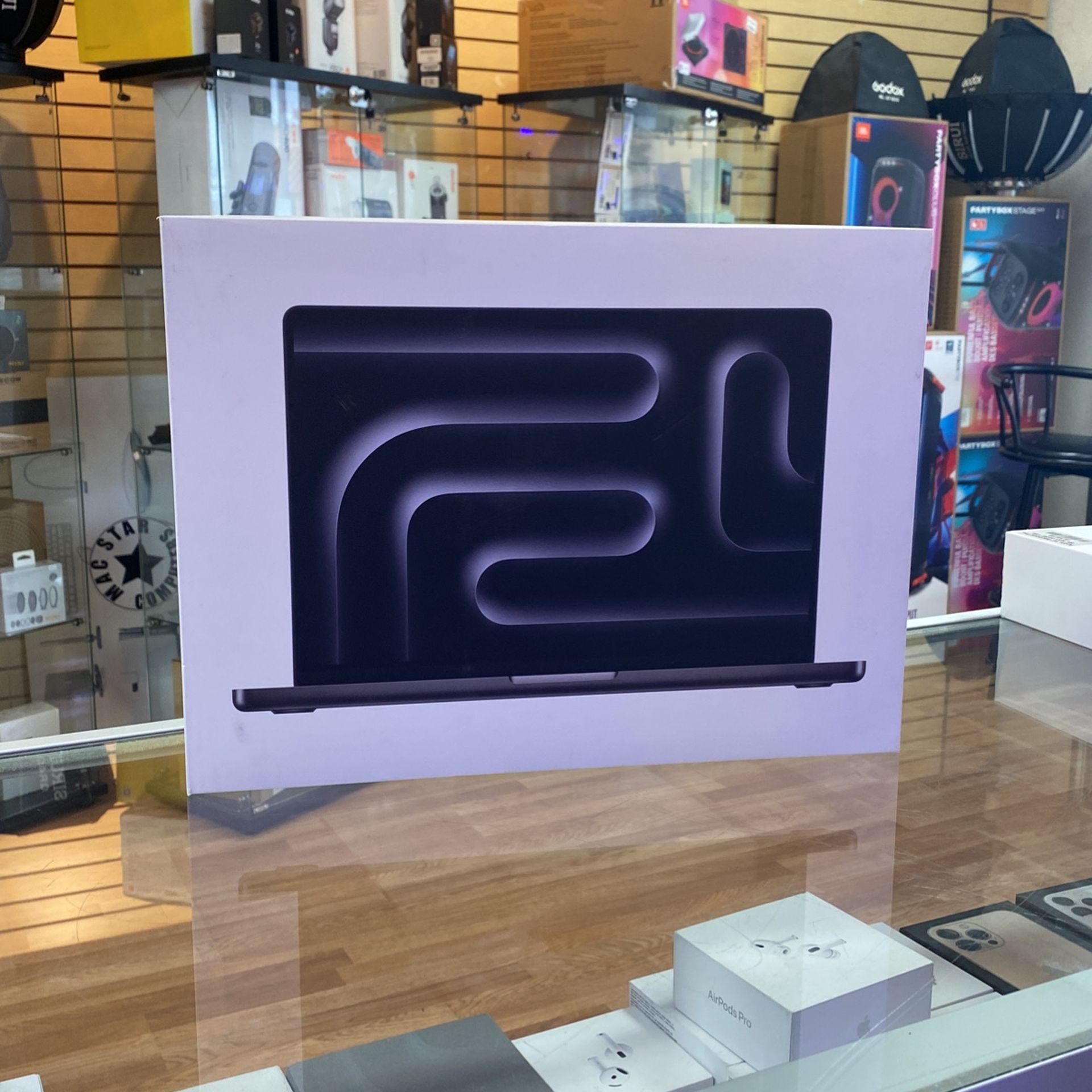 14inch MacBook Pro M4 Pro / 24gb Ram / 1TB SSD