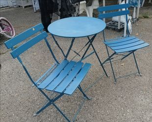 metal turquoise Two chairs and  table for outdoor patio