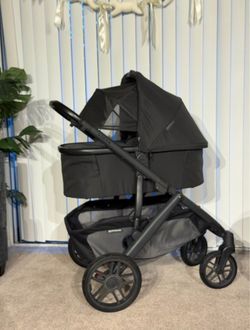 UPPAbaby Vista Stroller with V3 Bassinet
