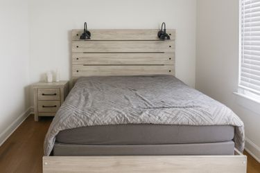 Queen Bed With Lights nightstand Included