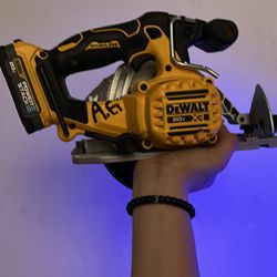 Dewalt Circular Saw