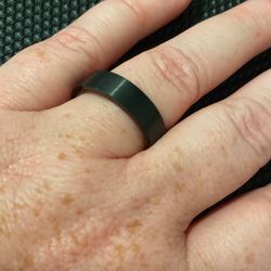 Mens Wedding Band - Size 9.5