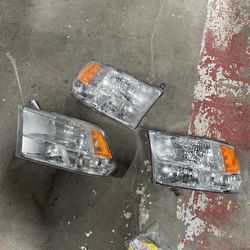 Ram 1500 Oem Headlights 