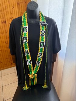 🎓Graduation leis (Black with Red)🧑‍🎓