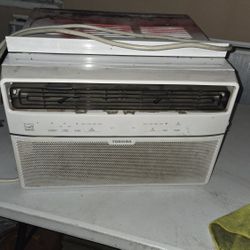 Toshiba AC Unit 8,000 BTU