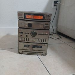 Integrated Stereo Amplifier 