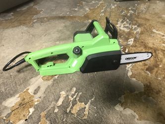 Electrical Chain Saw Closeout Sale