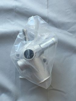 Toyota Water Outlet 16(contact info removed)0 Thermostat Housing New