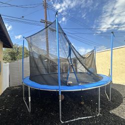 Trampoline 
