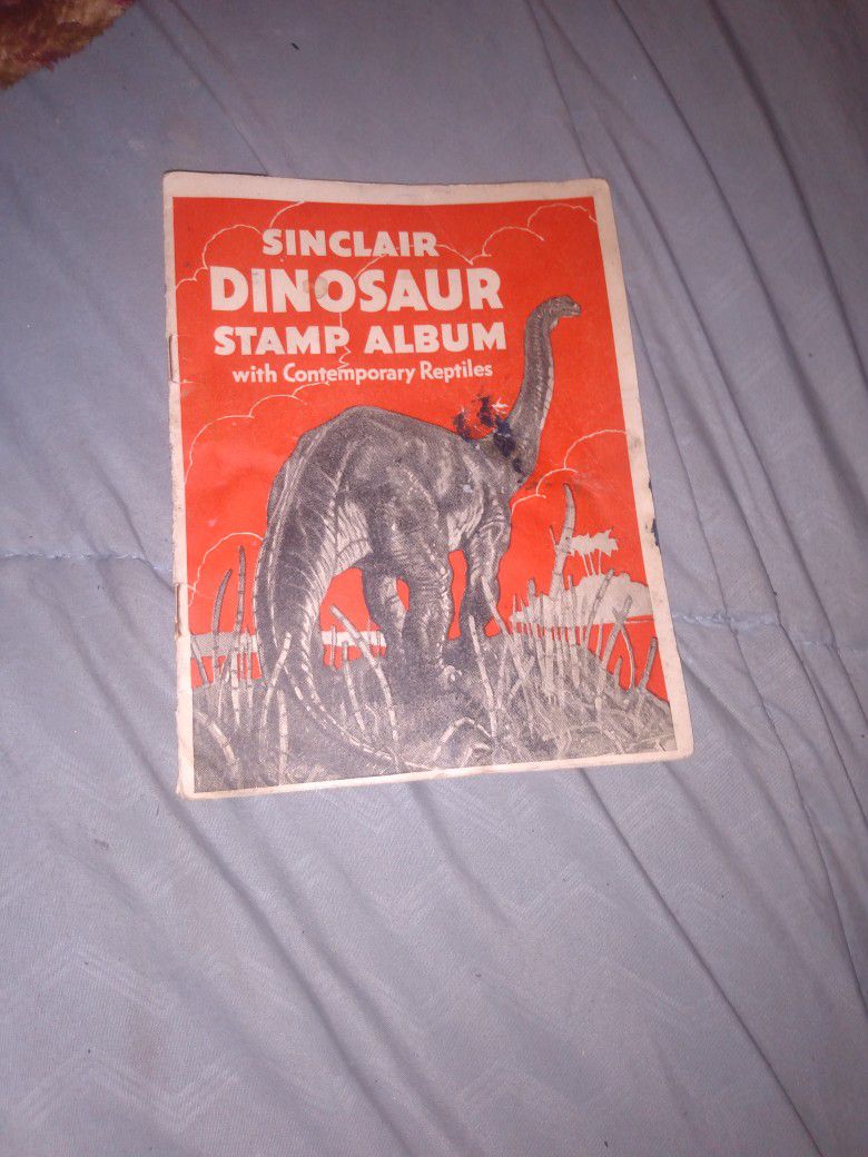 SINCLAIR Dinosaur STAMP ALBUM with Contemporary Reptiles 