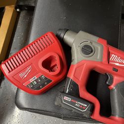 Milwaukee Sds Rotary Hammer