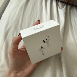 AirPods 4 Noise Cancelling 