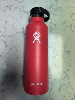 Hydro Flask Water Bottle - Insulated Stainless Steel - Non Spill, Leakproof in 24 Oz