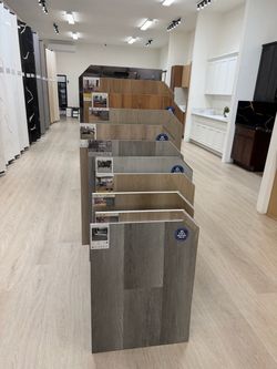 SPC Vinyl Plank Flooring Sample Display