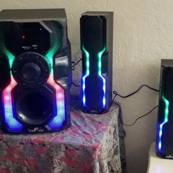 One Speaker Wire Needs To Be Reattached 