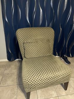 Single Chair