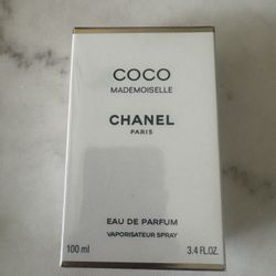 Chanel Coco 