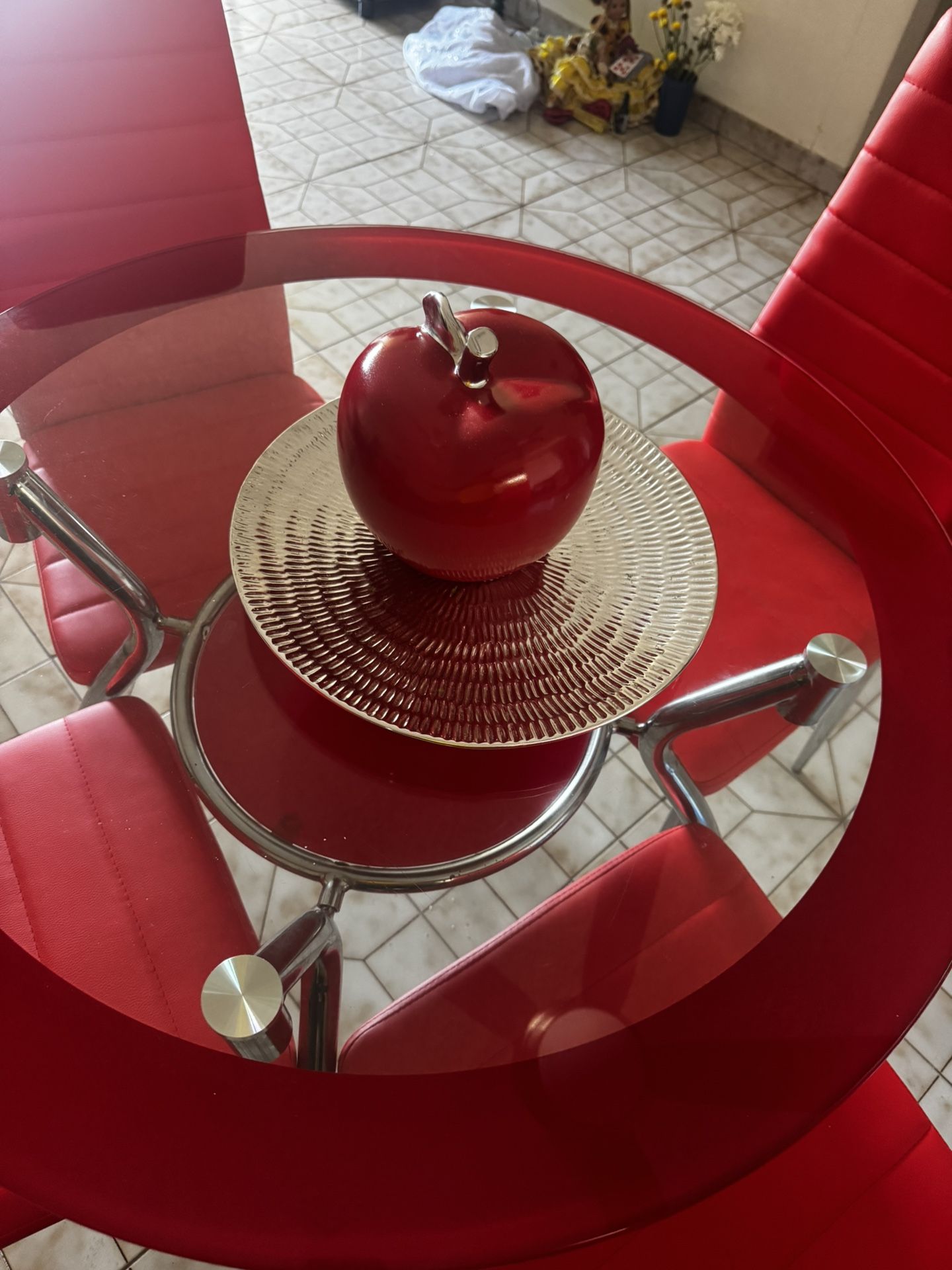 Dinner Table Red