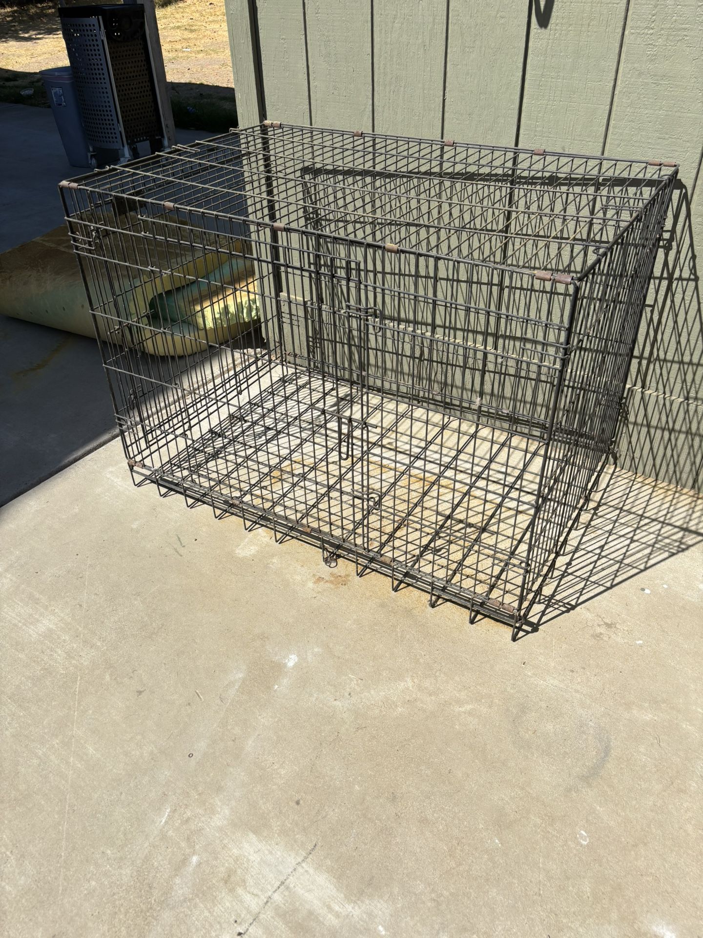 XL Dog Kennel