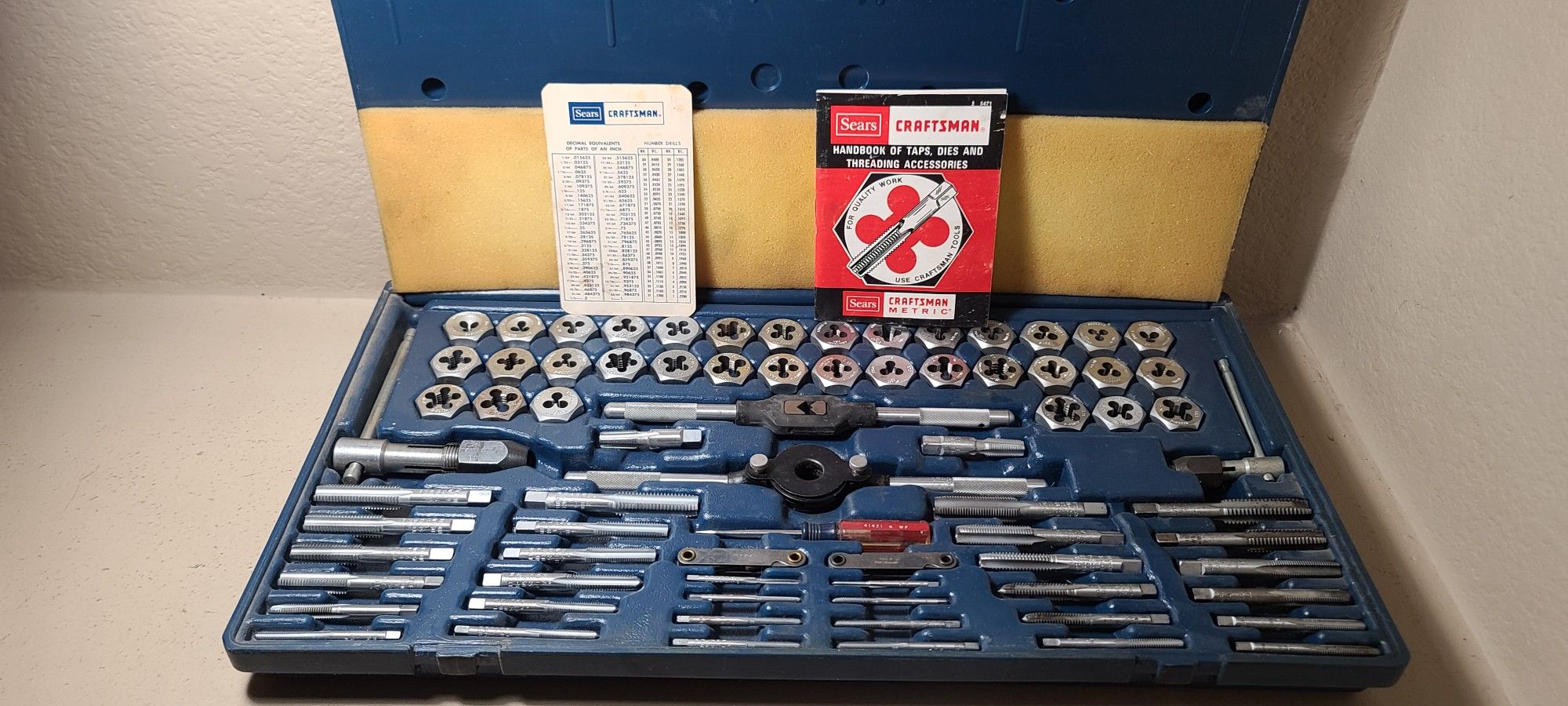 Vintage Craftsman Kromedge 76 Piece Tap & Die Set 52131 Metric & SAE
