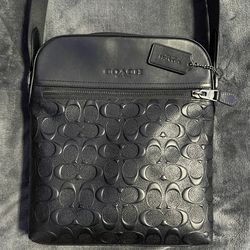 Coach sidebag