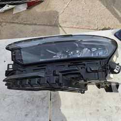 Jeep Grand Cherokee Left Headlight Oem