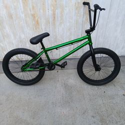 Mongoose Legion L100 BMX Bike