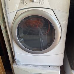 Whirlpool Duet Front Load Gas Dryer