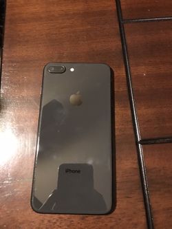 iPhone 8 Plus