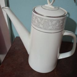 Imperial China Whitney pattern Coffee Pot