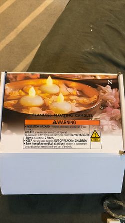 Flameless Floating Candles