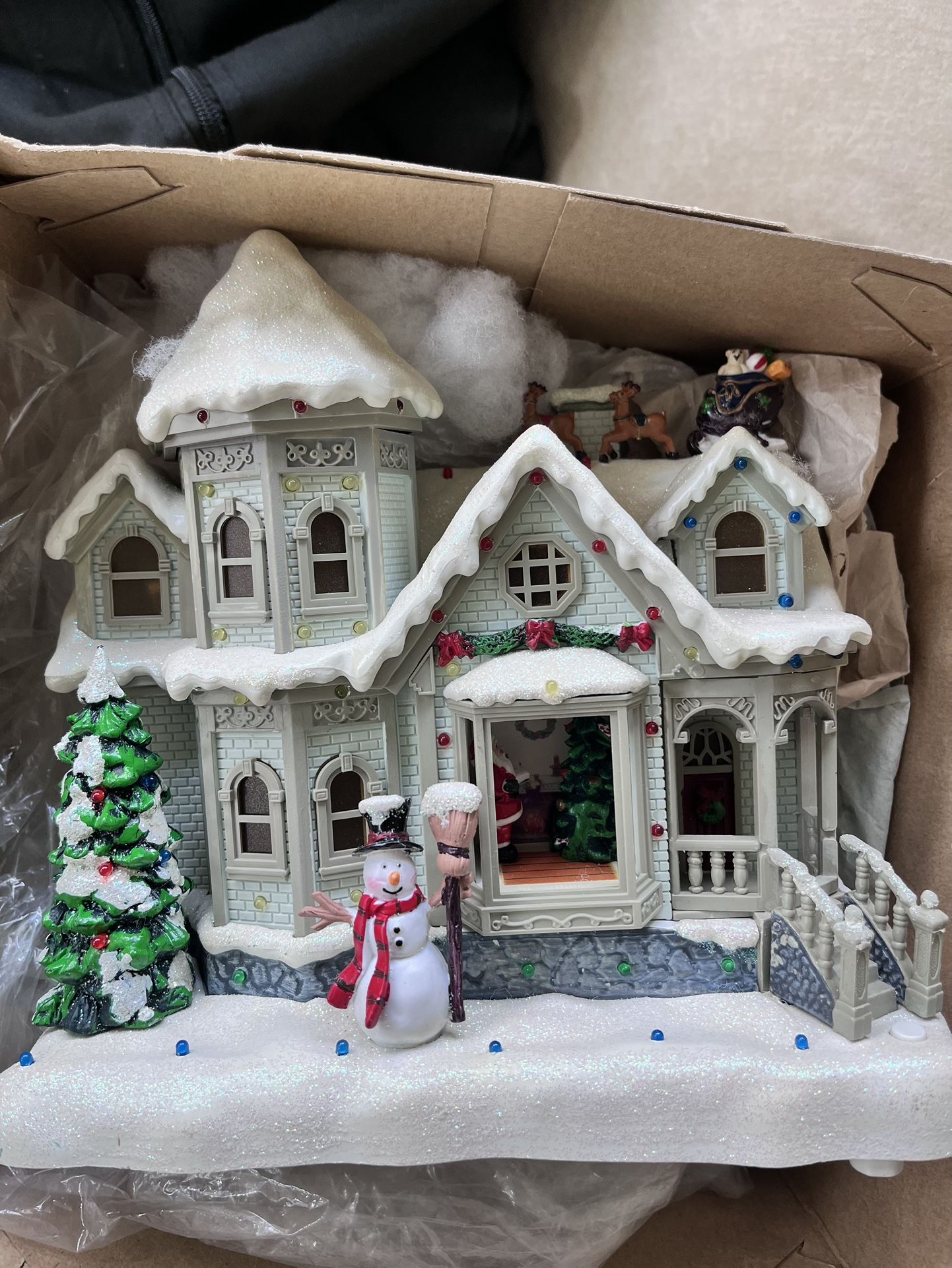 Memories Of Christmas Dollhouse for Sale in Salem, NH - OfferUp