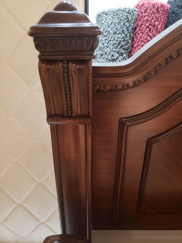 Queen bed for Sale in Charleston, SC - OfferUp