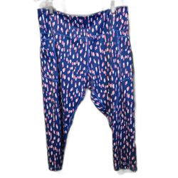 Elevate your activewear wardrobe with these stylish ZYIA Active Capri leggings! 